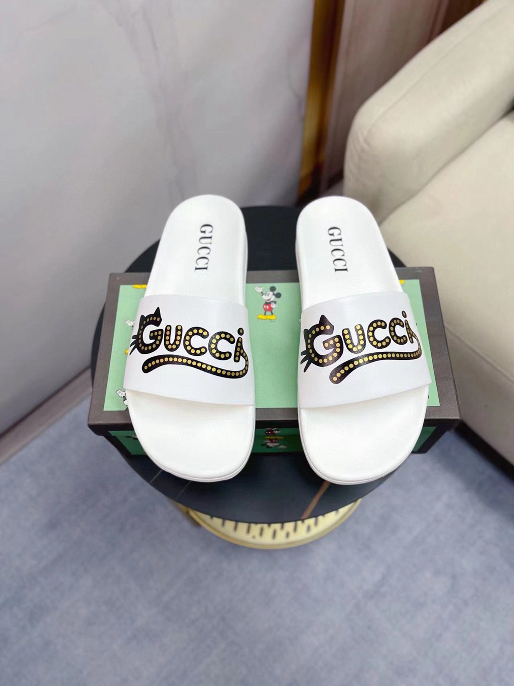 SANDALS